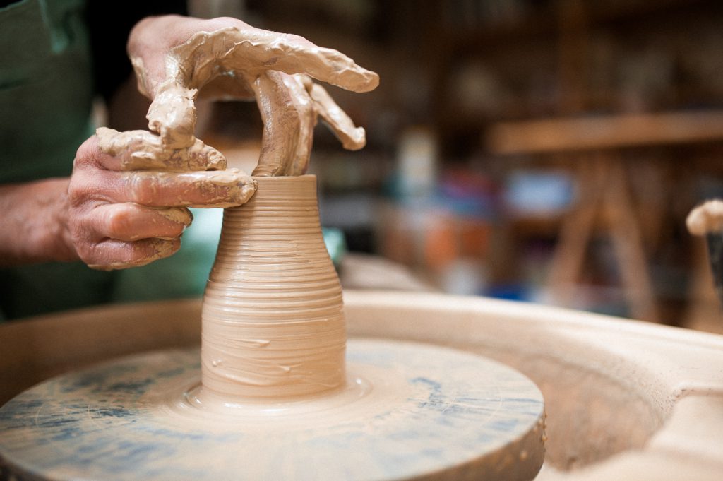 Drehen an der Töpferscheibe – KeramikWerk